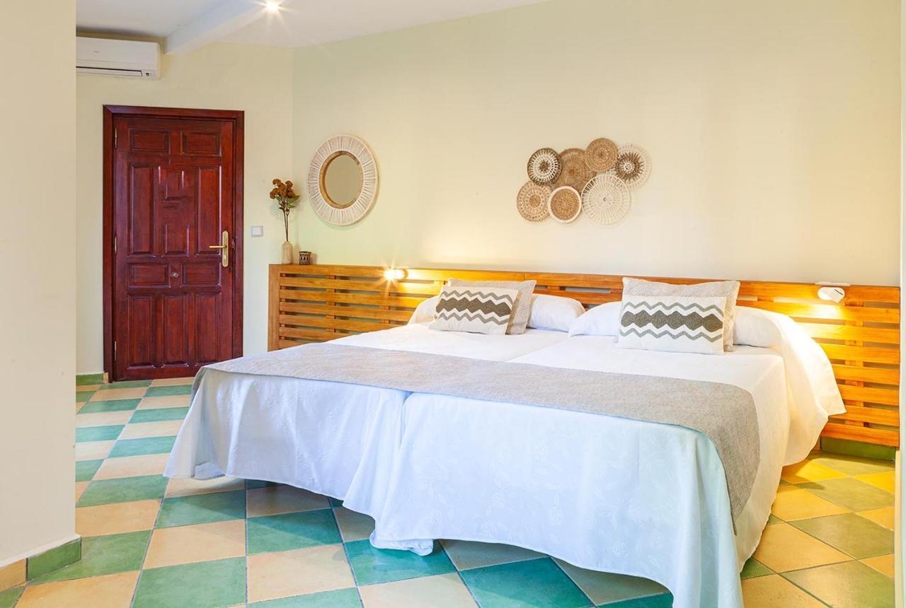 Leon Dormido Rooms & Apartments Polop Exterior photo