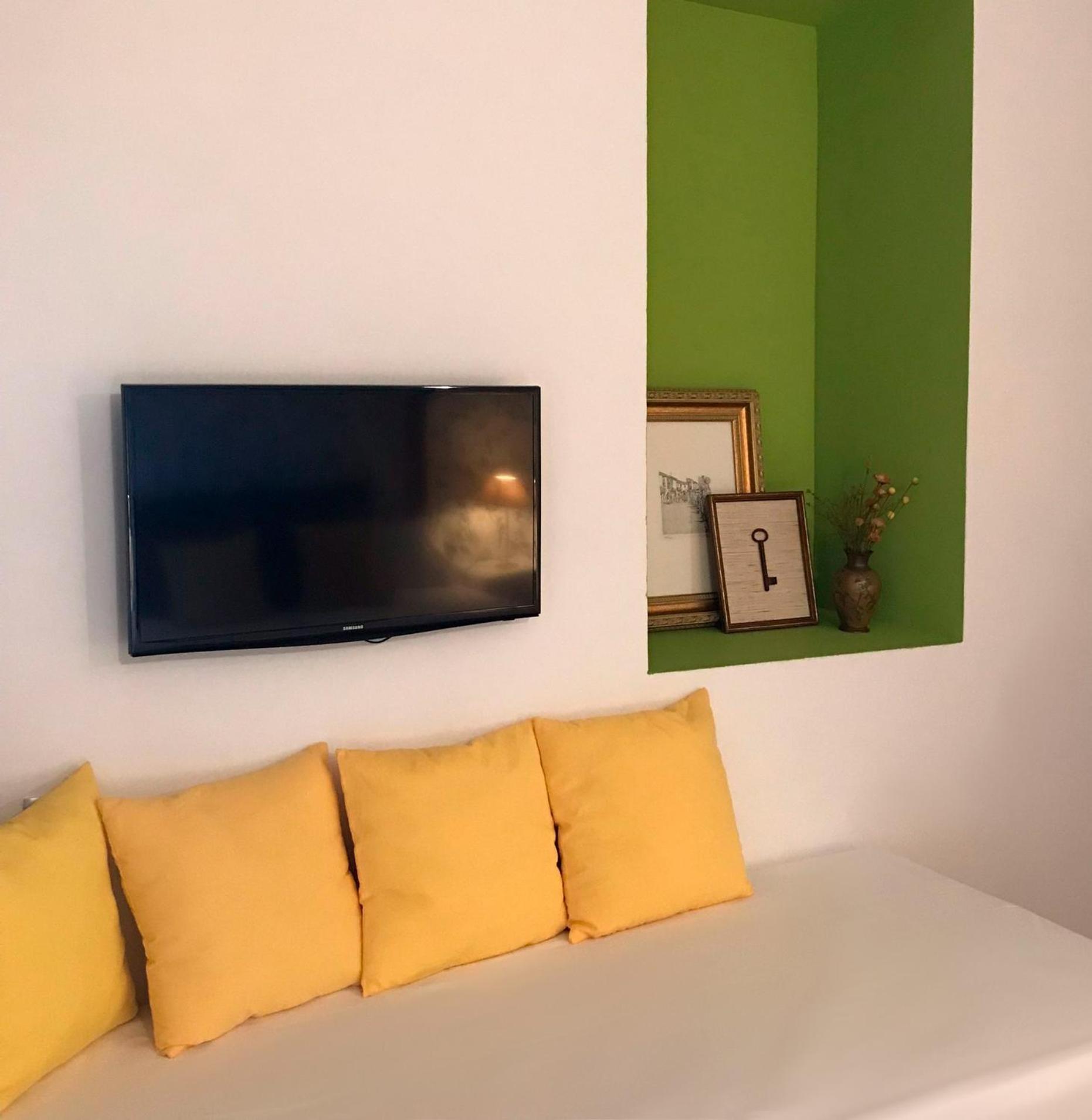 Leon Dormido Rooms & Apartments Polop Exterior photo